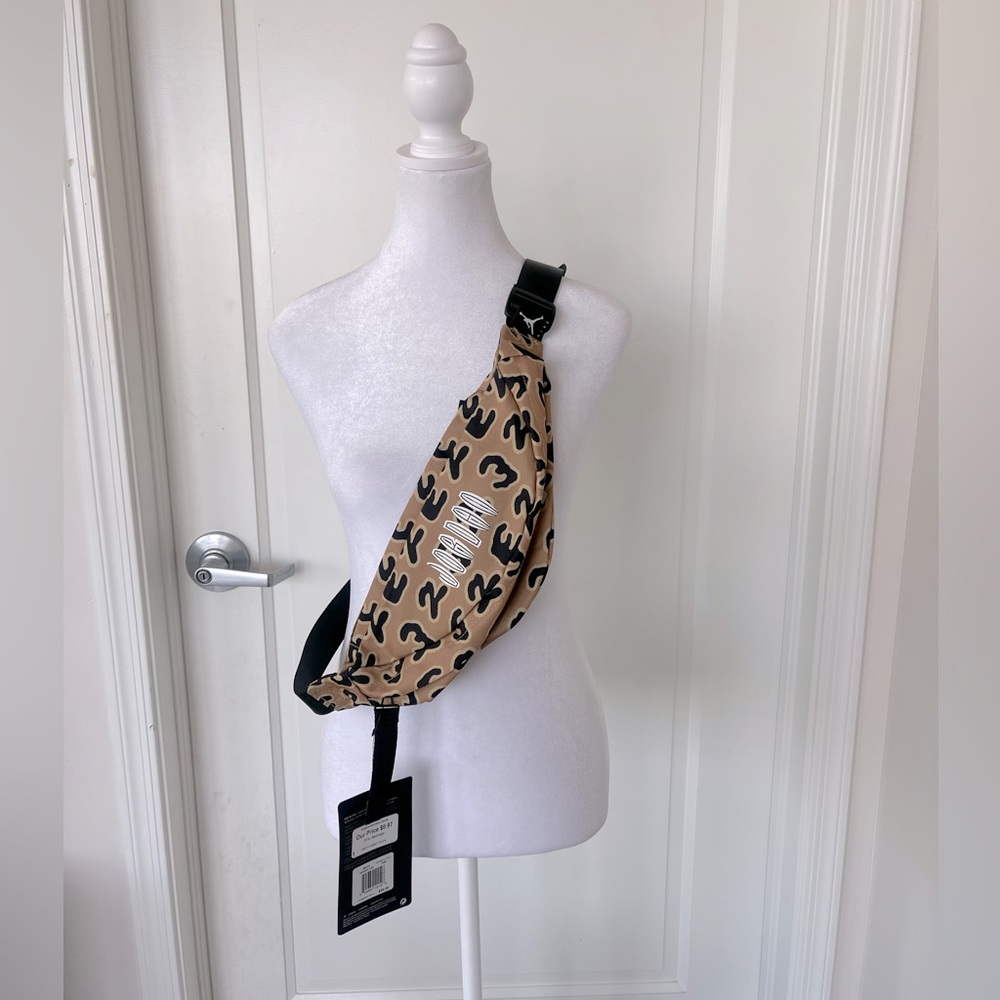 Nike Jordan Jumpman Fanny Pack Belt Bag Waist Crossbody in Element Gold